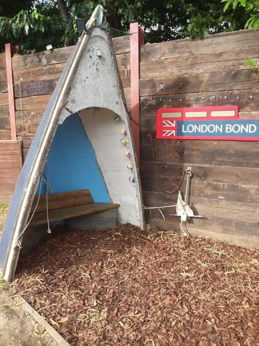 Villa Rockets'S Retreat Bursledon Exterior foto